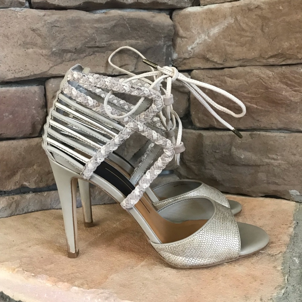 DOLCE VITA Timmy open toe lace up sandal / 9
